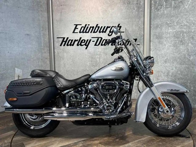 Harley-Davidson Heritage Classic 114 1868 23 Motorcycle