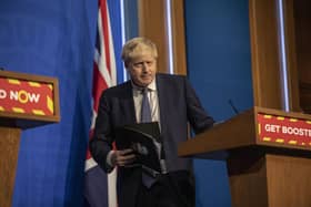 Covid UK: Boris Johnson sticks with plan B in bid to 'ride out' Omicron without lockdown