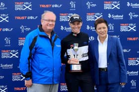 2021 Trust Golf Women's Scottish Open winner Ryann O'Toole is flanked by Paul Bush of of VisitScotland and Dr Prin Singhanart, founder and CEO of Trust Golf. Picture: David Cannon/Getty Images.