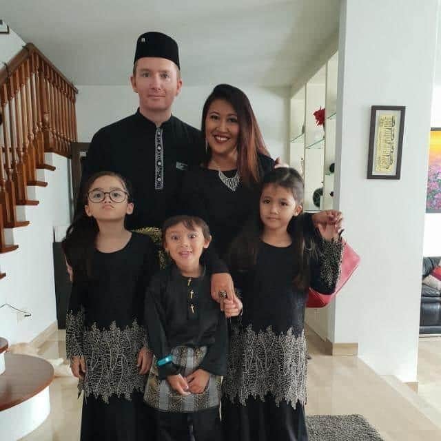 Steven Brown lives in Singapore with his wife, Hilwah and their three children Aaliyah, 12, and Yasmin, 9 and Harris, 8.
