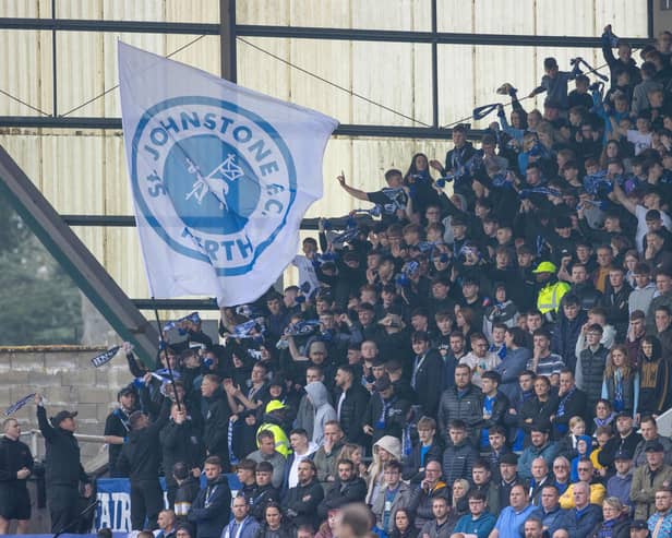 Dudee United took an impressive away crowd to McDiarmid Park, but St Johnstone fans (pictured) also turned out in force.  (Photo by Alan Harvey / SNS Group)
