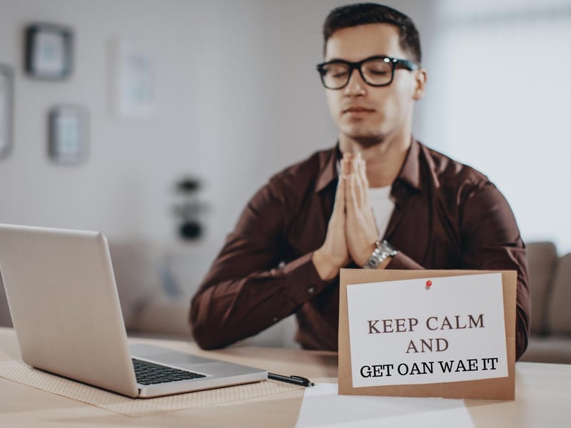 As in to say "keep your head" and don't lose it i.e., stay calm.