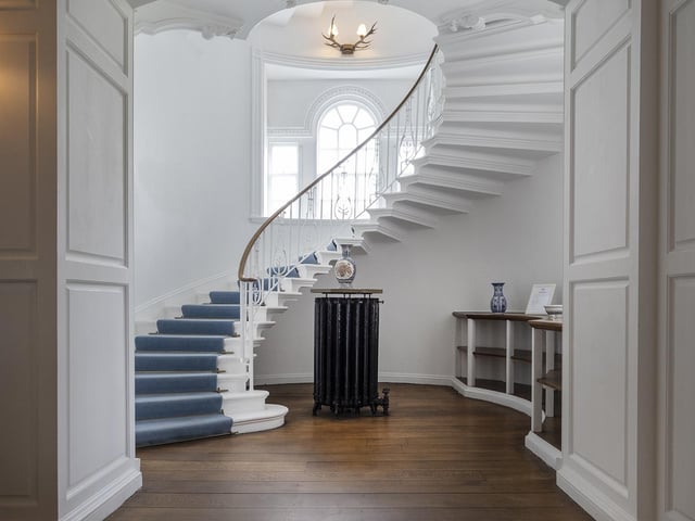 The house has been renovated by current owners.