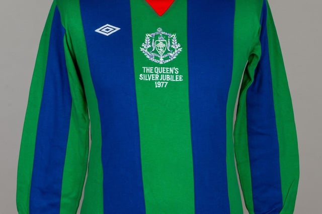 Lot 100 Tommy McLean blue, green, yellow and red No.7 Silver Jubilee match worn shirt, 1977