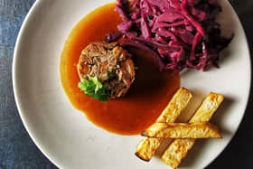 The duck is tender and moist – I know from cooking it myself that it can easily be dry – and boosted by its confit presentation, which also means the portion is just right.

The cabbage is served very generously, with a fragrant cinnamon aroma, and the chips are excellent if slightly too al dente for my taste.