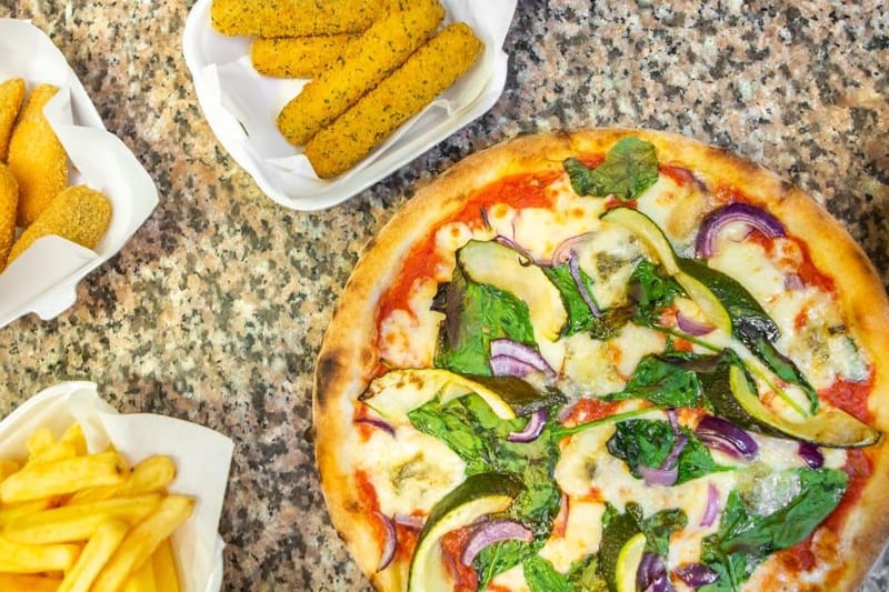 Mania has a rating of 5.5 on JustEat with over 2,500 reviews, making it one of the most highly rated pizza delivery restaurants in the Capital.