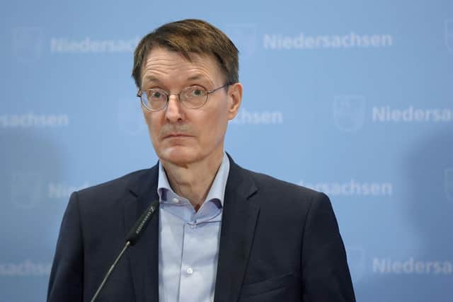 German Health Minister Karl Lauterbach said he expected the Omicron variant to unleash a "massive fifth wave" of the pandemic. Photo: Ronny Hartmann / AFP.