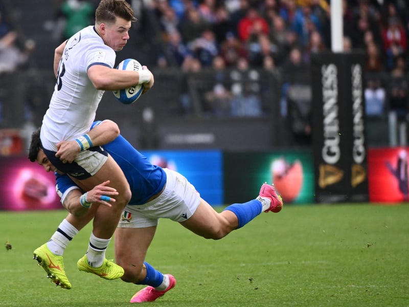 Involved in setting up Horne for his disallowed try but an otherwise uneventful afternoon for the Glasgow Warriors man who seemed to miss his usual centre partner, Tuipulotu. 5