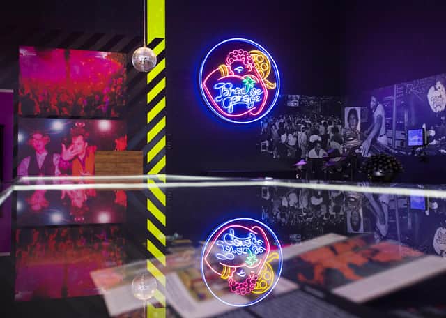 Night Fever examines the relationship between club culture and design, charting the evolution of nightclubs from the 1960s to today
