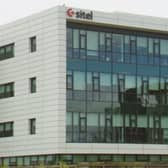 An employee at a Lanarkshire call centre hit by a Covid-19 outbreak has recalled how staff would breach social distancing rules.