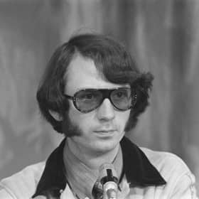 Mike Nesmith at a June 1967 press conference in London. (Picture: Evening Standard/Hulton Archive/Getty Images)