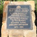 The plaque, at the "Buffalo Bend", designed by American ceramicist Stacy Snyder.