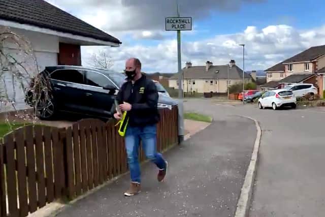 Neil Gray leafleting in Calderbank and Glenmavis picture: @neilgraysnp