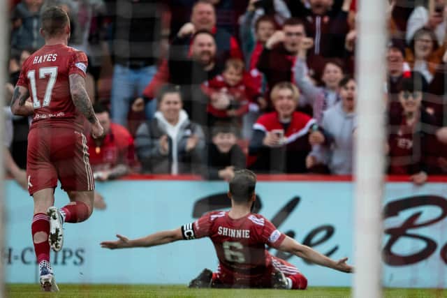 Aberdeen have clinched third place with this emphatic win over St Mirren at Pittodrie.