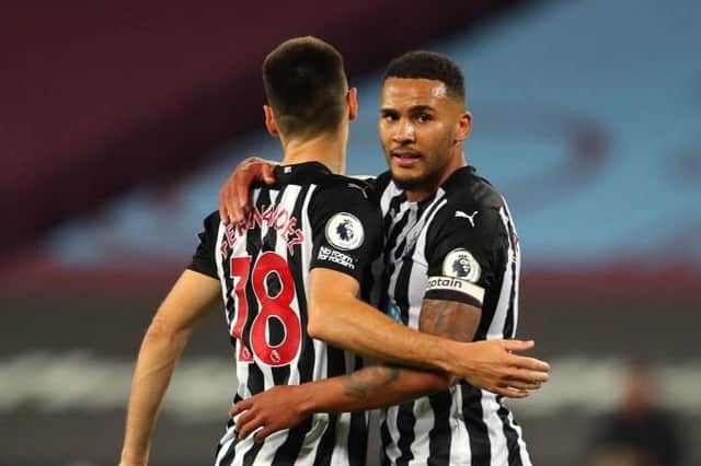 Newcastle United's Federico Fernandez and Jamaal Lascelles.