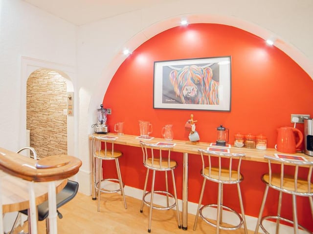Breakfast area.