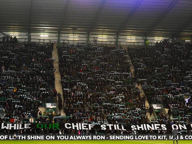 Hibs fans belt out "Sunshine on Leith" in memory of Ron Gordon.