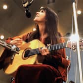 Melanie Safka performs on stage at Crystal Palace, London, 3rd June 1972. (Photo by Michael Putland/Getty Images) 