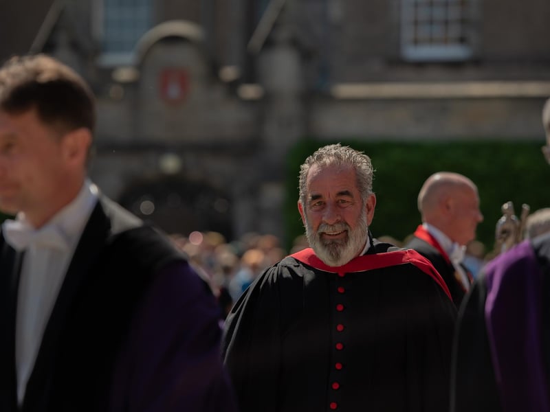 Responding to a speech given in his honour at the University’s Younger Hall, Sam said: “What a platform you’ve found yourself on here – I don’t think there’s a better university in the world to start your life from.”