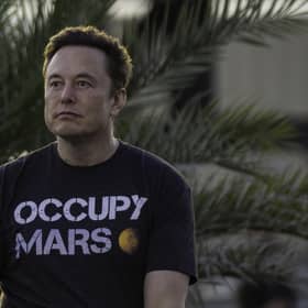 An Elon Musk company, Neuralink, has successfully implanted a computer chip in the brain of a human (Picture: Michael Gonzalez/Getty Images)
