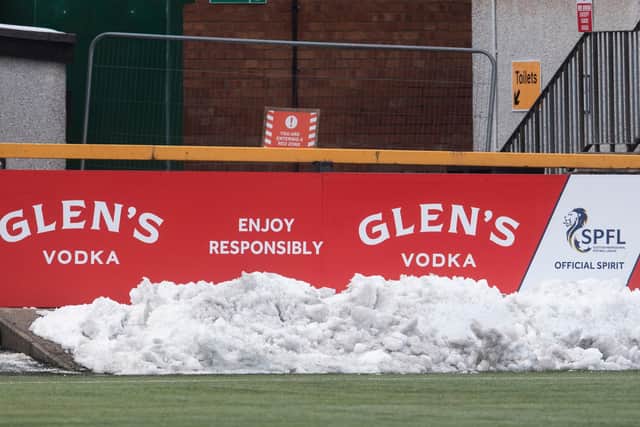 The SPFL will continue its partnership with Glen's, who are part of the Loch Lomond Group.