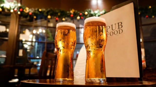 Can I Go To A Restaurant Or Pub Over Christmas Scotland Tier 3 Tier 2 Tier 1 Rules For Going Out With Your Household Or Bubble The Scotsman