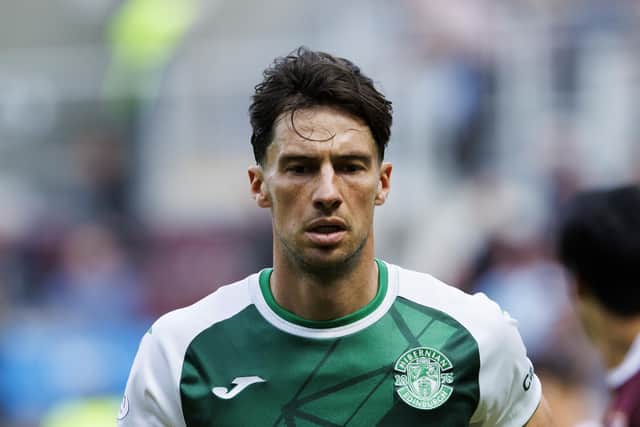 Hibs' Joe Newell has suffered a 'minor' muscle tear.