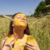 Eva O'Connor in Mustard