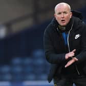 Livingston manager David Martindale encourages his team from the touchline during the 1-0 win over St Mirren in the Betfred Cup semi-final at Hampden. (Photo by Craig Foy / SNS Group)