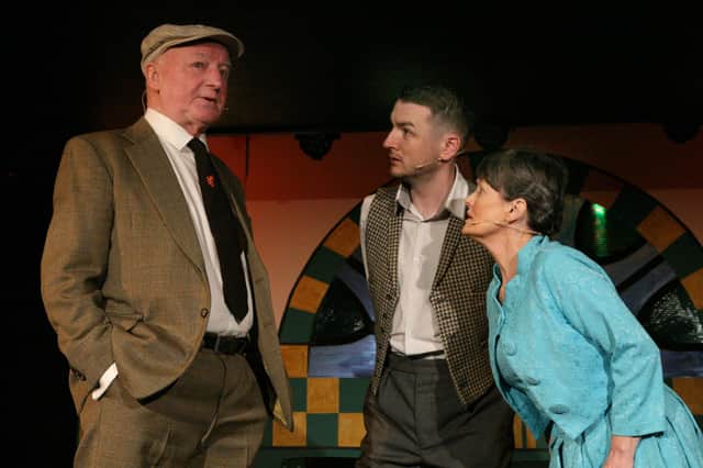 Dave Anderson with the cast of Chic Murray - A Funny Place for a Window