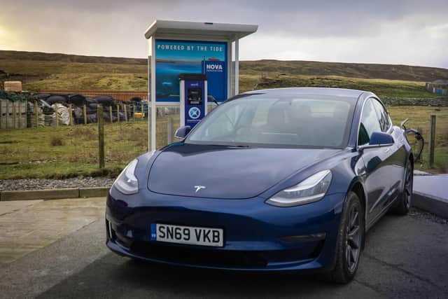 A new electric vehicle charging point has been installed in Shetland, allowing drivers to fill up with renewable tidal power