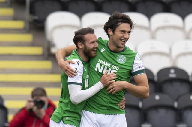 Joe Newell (R) celebrates his goal to make it 2-0 Hibs during this afternoon's Scottish Premiership match at St Mirren Park. (Photo by Ross Parker / SNS Group)