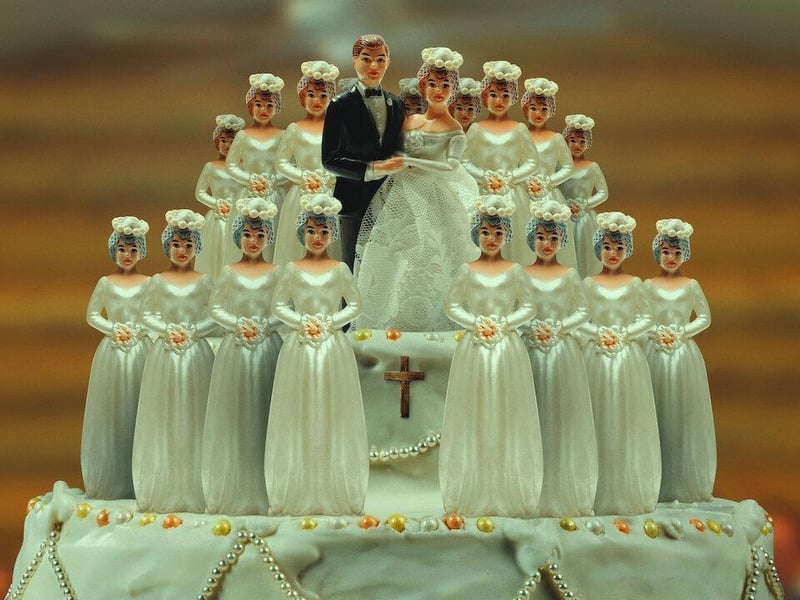 Keep Sweet Pray and Obey details the life and rise of Warren Jeffs in the Fundamentalist Church of Jesus Christ of Latter-Day Saints - and his despicable crimes.