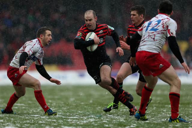 Charlie Hodgson breaks through to score a try for Saracens against Edinburgh in 2013.  (Photo by Warren Little/Getty Images)
