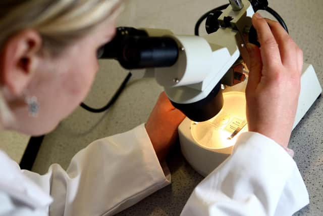 Every year, around 34,100 people are diagnosed with cancer in Scotland, with 16,300 Scots losing their lives to the disease annually.
PA Photo : David Davies.