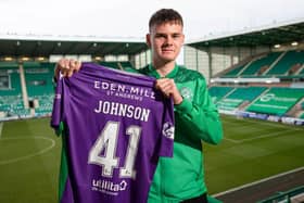 Hibernian goalkeeper Murray Johnson signs his first professional contract. (Photo by Craig Williamson / SNS Group)