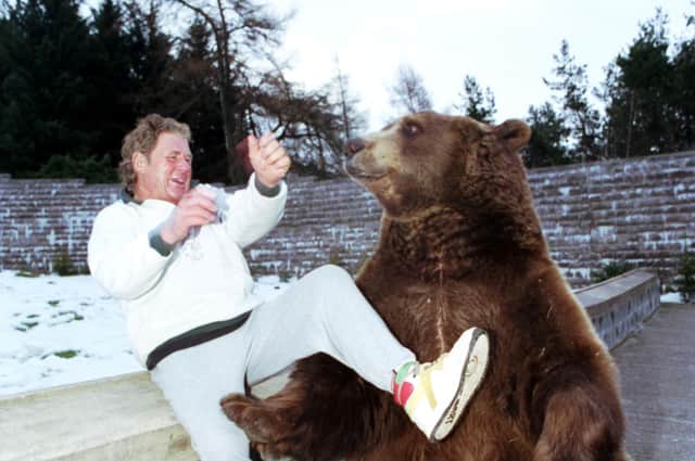 Scottish wrestler Andy Robin with his pet bear Hercules in April 1992.