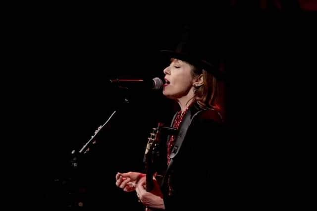 Suzanne Vega