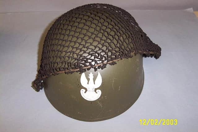 A Polish paratrooper's helmet