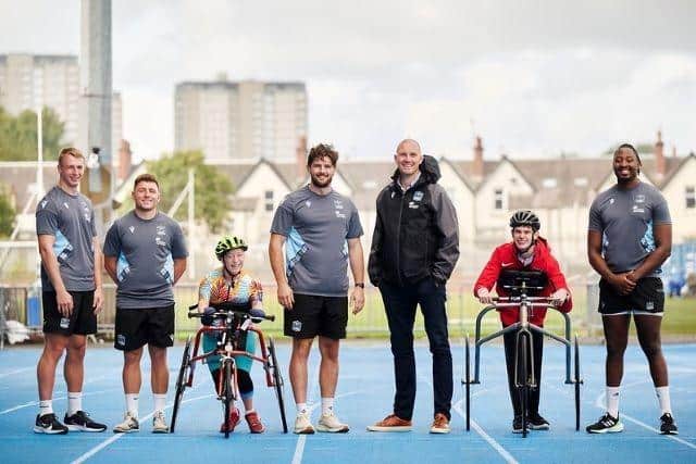 Wooden Spoon Frame Running Equipment Hub wins Outstanding Contribution to the Local Community