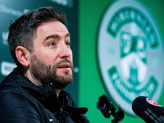 Lee Johnson believes Hibs can catch and overtake rivals Hearts.  (Photo by Ross Parker / SNS Group)