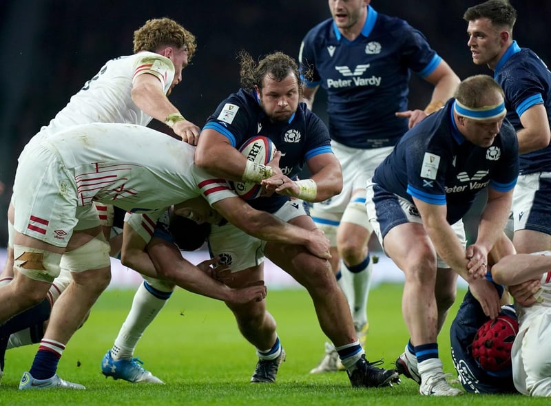 A driving presence in the loose and part of a formidable front row which stood up well in the scrum. Lasted 65 minutes before making way for Jamie Bhatti - 7.