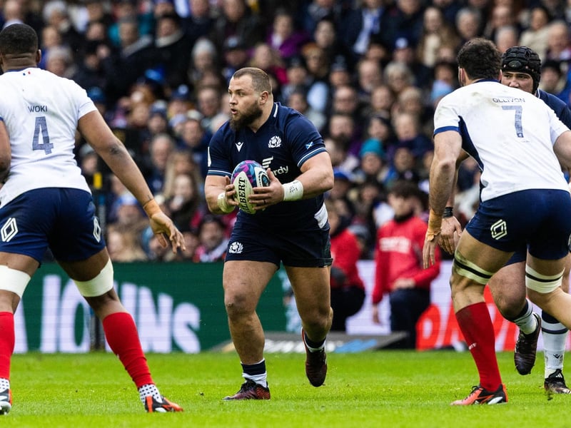 Won Scotland a second-half penalty with some excellent scrummaging and carried well. Came off for Alec Hepburn later in the game. 7