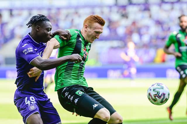 David Bates in action for Cercle Brugge against Jeremy Doku of Anderlecht during a Jupiler Pro League clash in September 2020