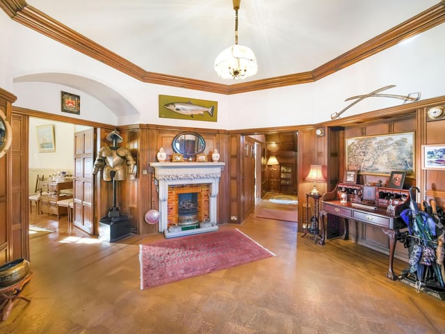 Where is it? Set amid a popular residential area west of Stirling’s town centre. World-famous historic attractions, including Stirling Castle and the Wallace Monument, are within walking distance, and Glasgow is half an hour away by car for buyers intending to commute.