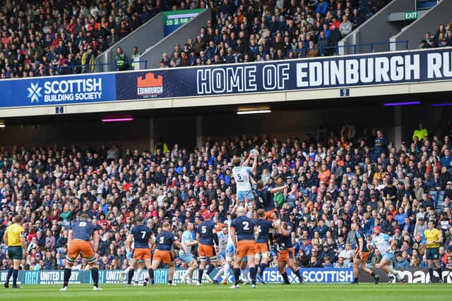 Richie Gray wins a lineout against Edinburgh.  (Photo by Ross MacDonald / SNS Group)