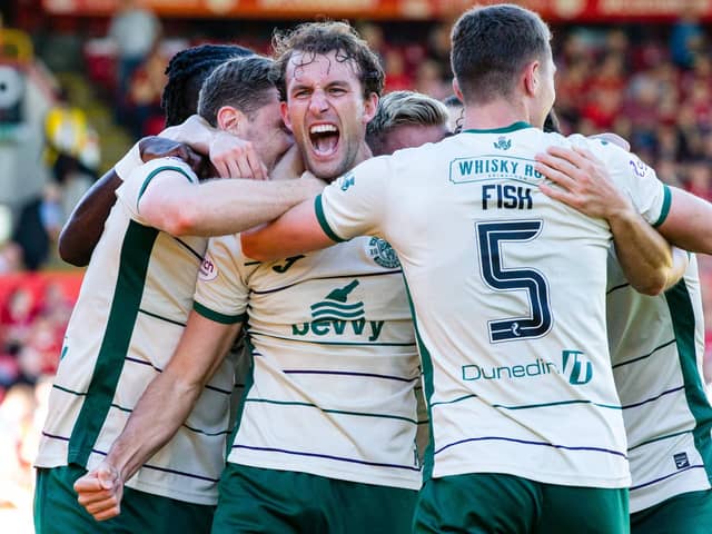 Christian Doidge celebrates netting Hibs' second in the 2-0 win over Aberdeen at Pittodrie. (Photo by Ewan Bootman / SNS Group)