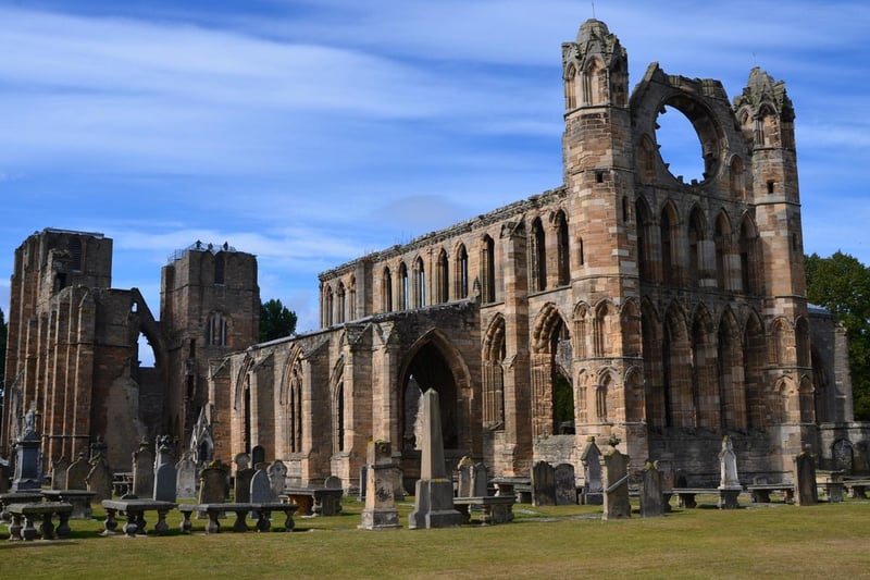 Dubbed the “Lantern of the North”, this historic site rests in Elgin (Moray) in north-east Scotland. The first church at the location dates back to the 1200s and was much smaller than the cathedral ruins we can see today.