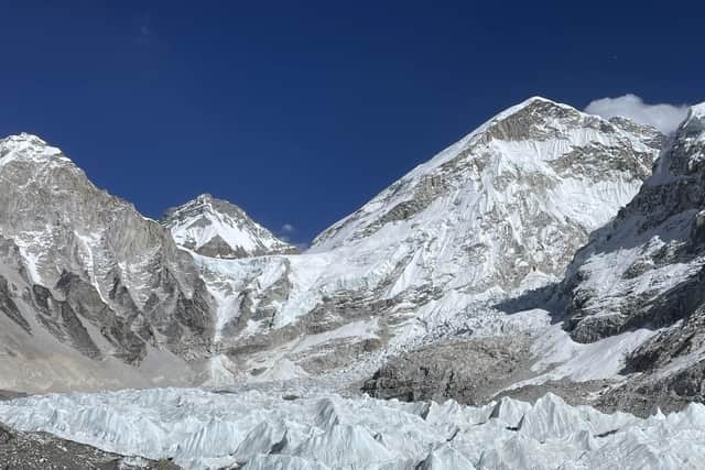 The helicopter crash occurred near Mount Everest