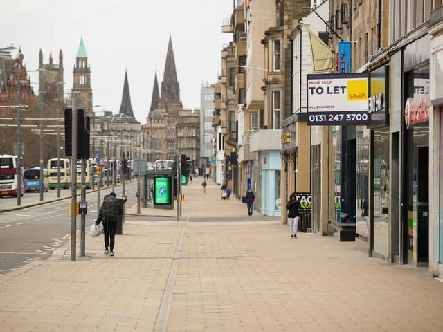 Barely anyone was spotted travelling along Edinburgh's most famous street.